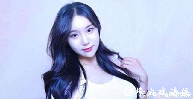 韩国00后啦啦队员走红,面对镜头公布择偶标准:能接受比我大20岁 韩国00后啦啦队员走红,面对镜头公布择偶标准:能接受比我大20岁