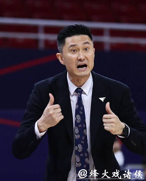 CBA广东德比广东宏远9385再次击败广州龙狮，取得赛季开局五连胜，杜锋证明徐昕多长时间上场都难阻宏远获胜